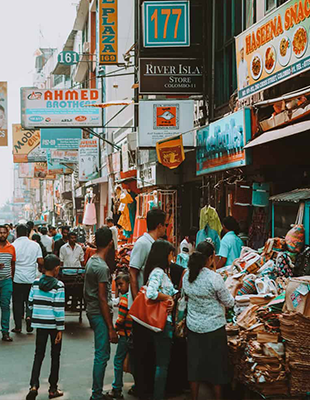 Market & Street Shopping